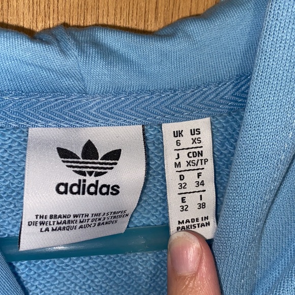 Adidas (XS) - Columbia blue - Picture 2 of 3